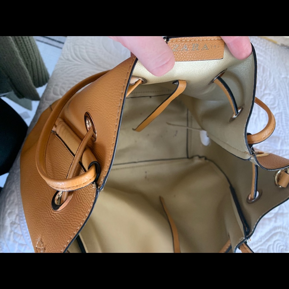 Orange Zara purse with drawstring closure - Picture 3 of 4